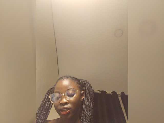 Chocolateboo598 live cam on BongaCams