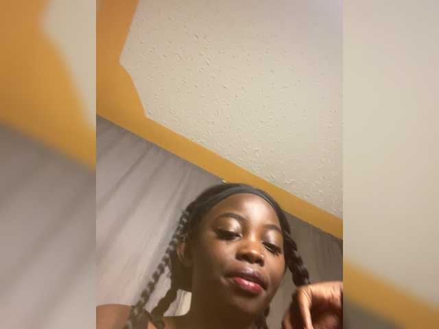 Chocolateboo598 live cam on BongaCams