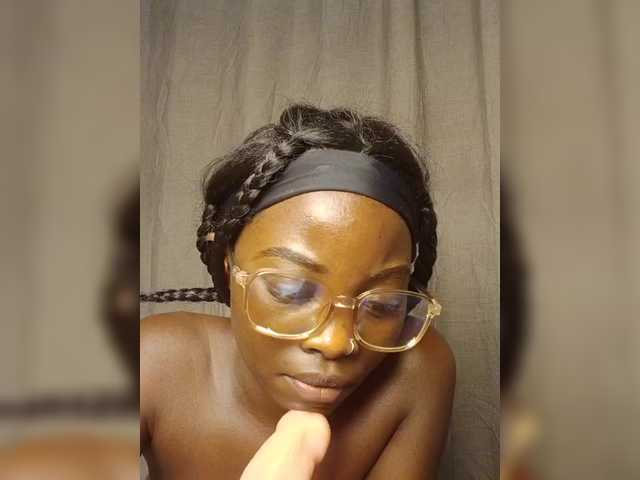 Chocolateboo598 live cam on BongaCams