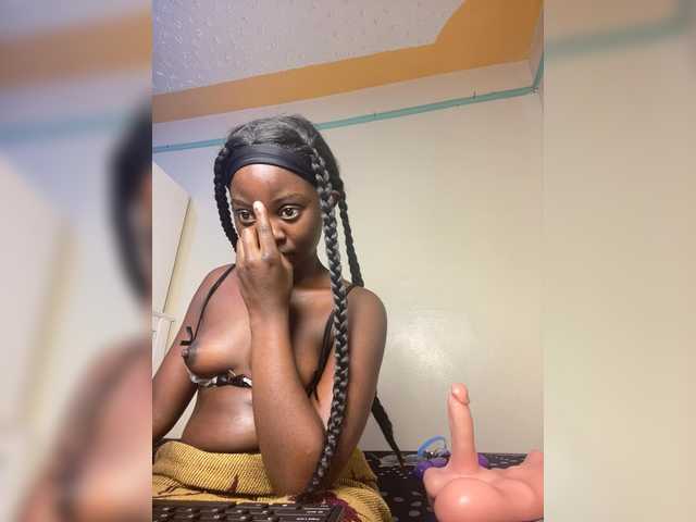 Chocolateboo598 live cam on BongaCams