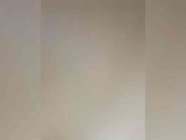 Hotpetite555 webcam