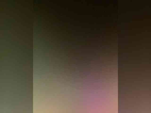 Hotpetite555 webcam