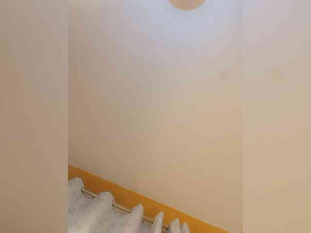 Hotpetite555 webcam