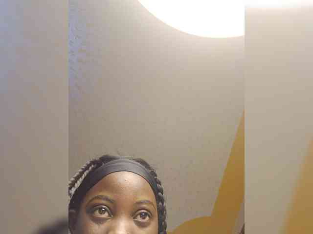 Chocolateboo598 Live Webcam on BongaCams