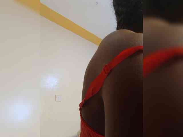 Model: Hotpetite555