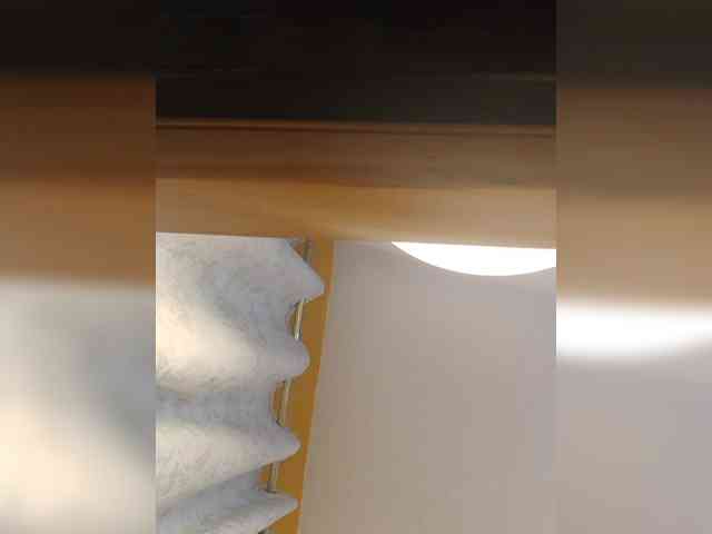 Hotpetite555 webcam