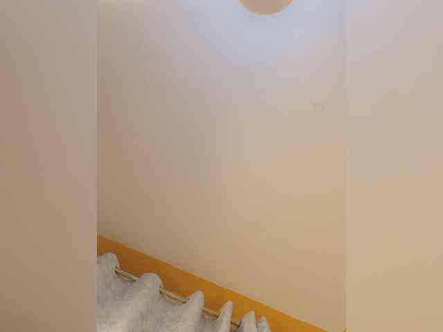 Hotpetite555 webcam