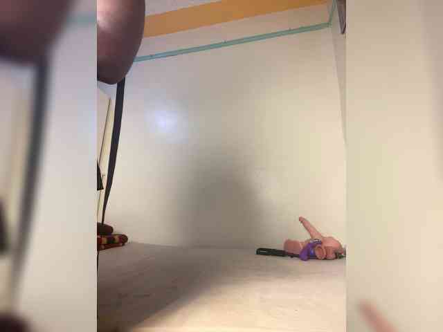 Hotpetite555 webcam
