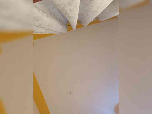 Hotpetite555 webcam