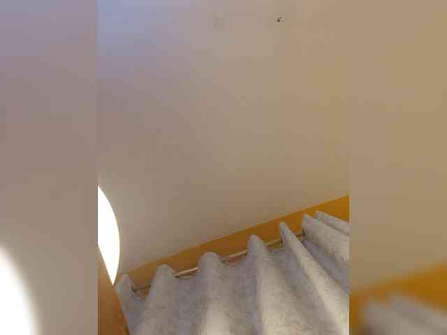 Hotpetite555 webcam
