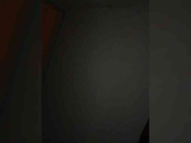 Hotpetite555 webcam
