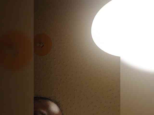 Hotpetite555 webcam