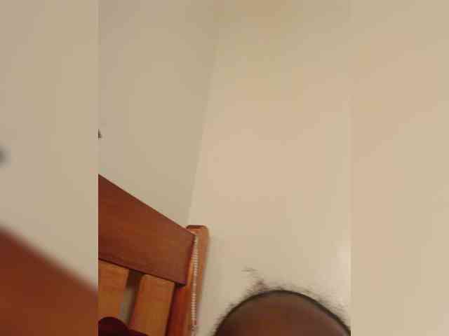Hotpetite555 webcam