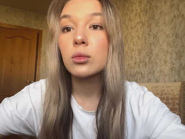 tessaofferman cam belle