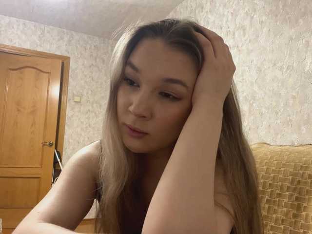 Live трансляция TessaOfferman - Runet.cam