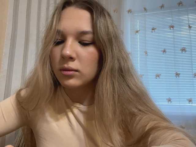 Live трансляция TessaOfferman - Runet.cam