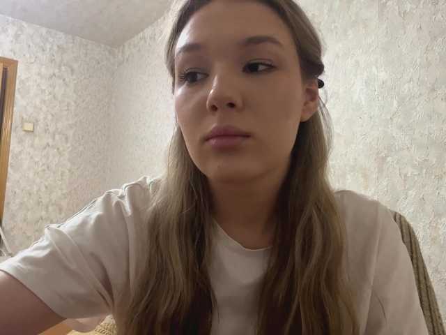 Live трансляция TessaOfferman - Runet.cam