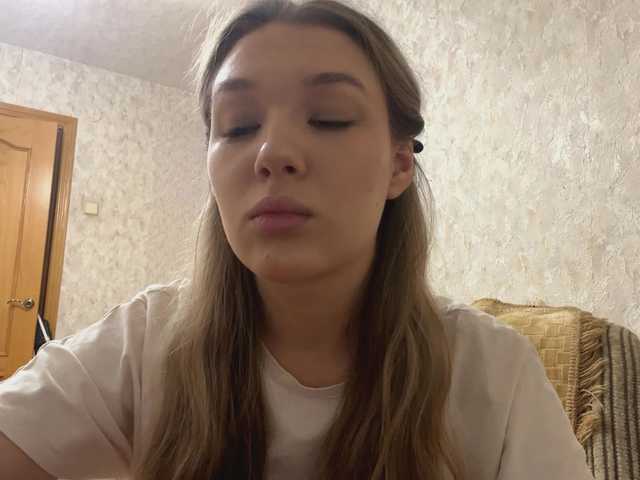 Live трансляция TessaOfferman - Runet.cam