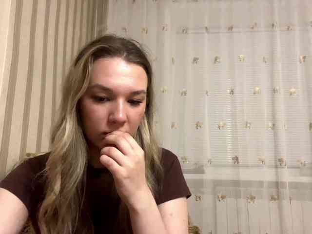 TessaOfferman webcam