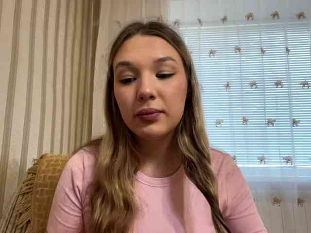 TessaOfferman webcam