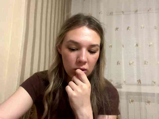 TessaOfferman webcam