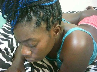 Petitelove's Live Webcam