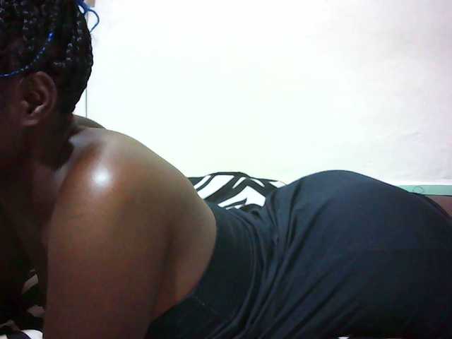 Petitelove live cam on UnifiedCams