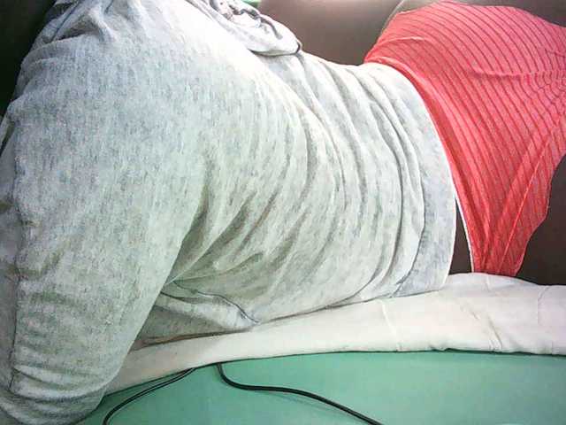 Petitelove live cam on BongaCams