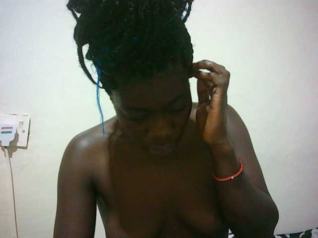 Petitelove live cam on UnifiedCams