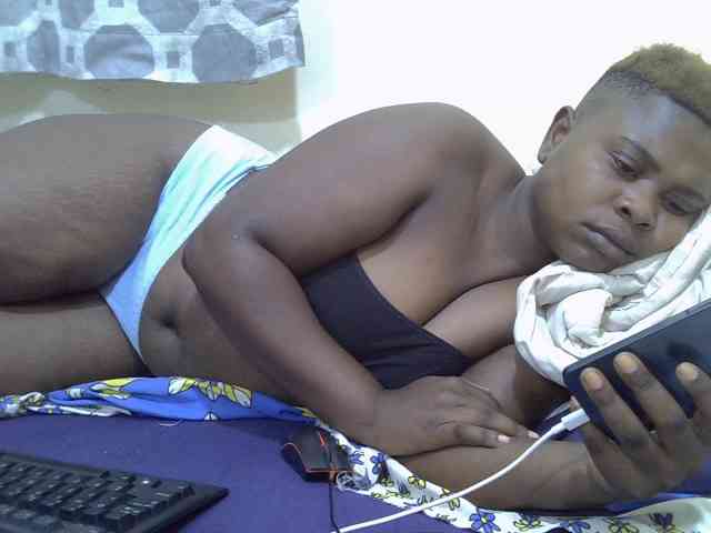 queentasha webcam