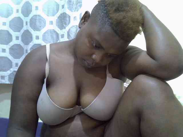 queentasha webcam