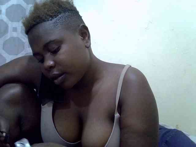 queentasha webcam