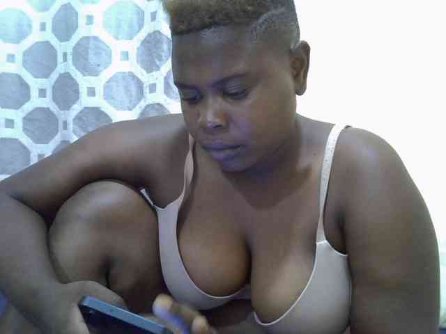 queentasha webcam