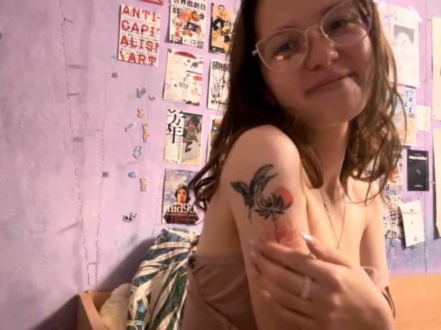 JazminKulju live cam on BongaCams