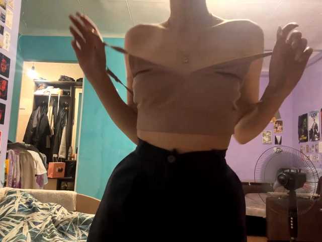 JazminKulju live cam on BongaCams