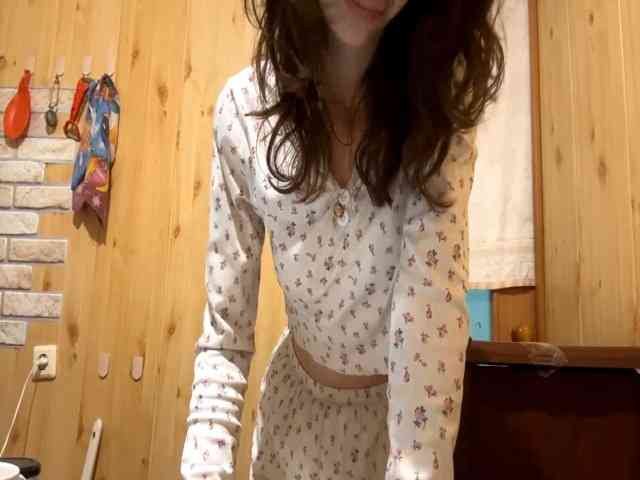 JazminKulju webcam