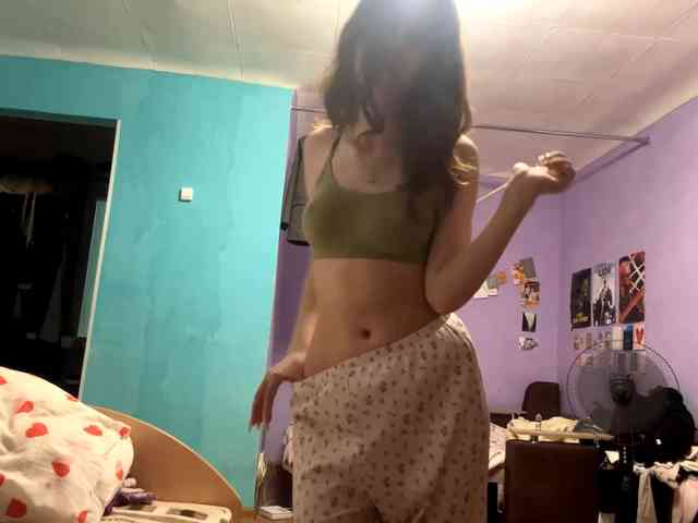 JazminKulju webcam