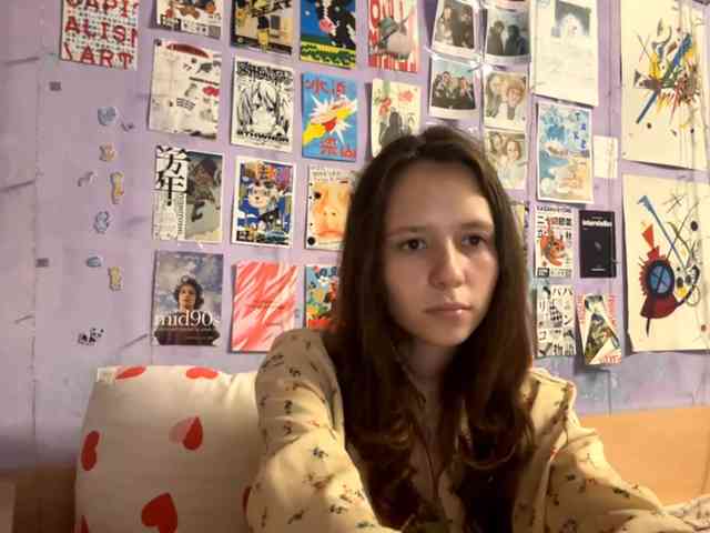 JazminKulju webcam