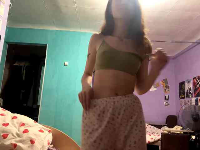 JazminKulju webcam