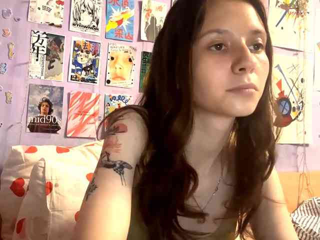 JazminKulju webcam