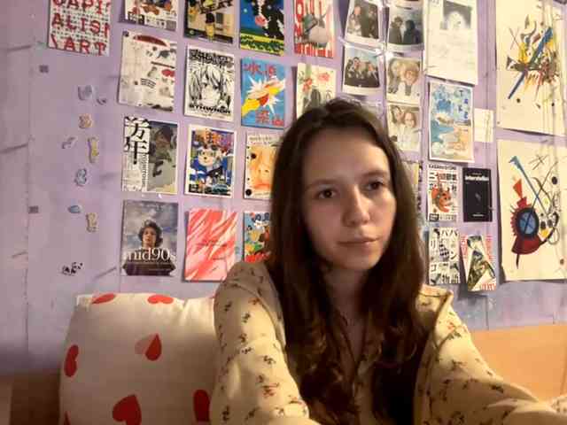 JazminKulju webcam