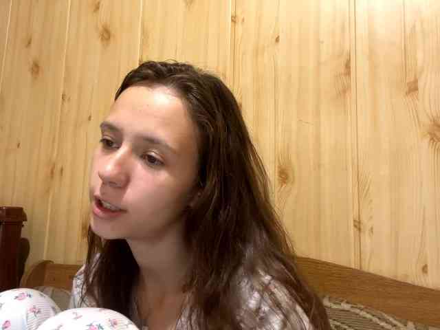 JazminKulju webcam