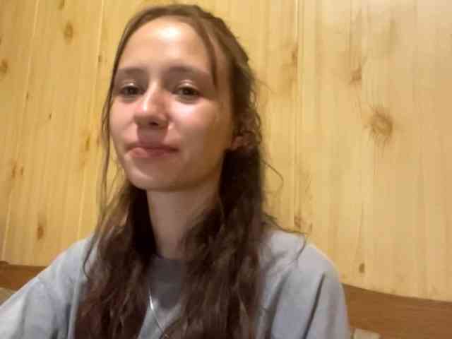 JazminKulju webcam