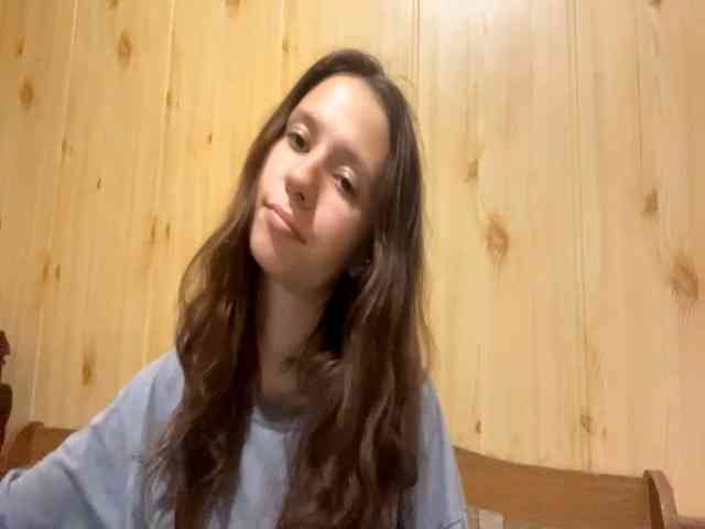 JazminKulju webcam