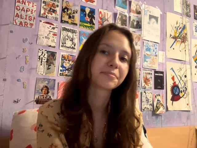 JazminKulju webcam