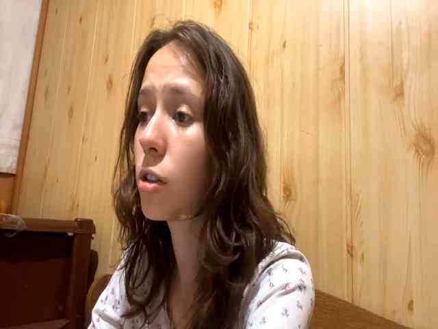 JazminKulju webcam