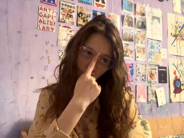 JazminKulju webcam