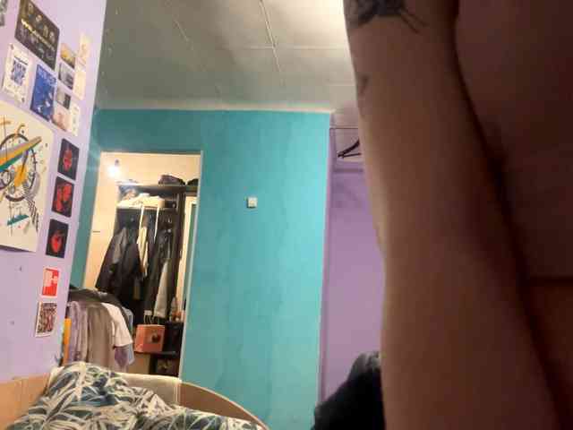 JazminKulju webcam