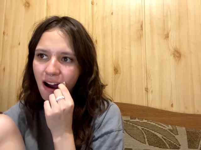 JazminKulju webcam