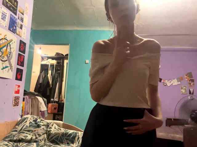 JazminKulju webcam